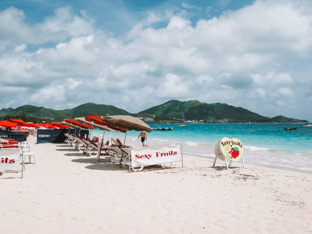 Strand aan Franse kant, De beste tips voor een vakantie naar Sint Maarten YourTravelReporter.nl