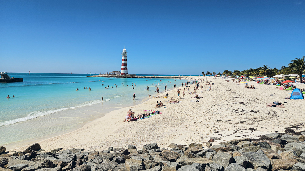 Ocean-Cay-MSC-Marine-Reserve-vuurtoren